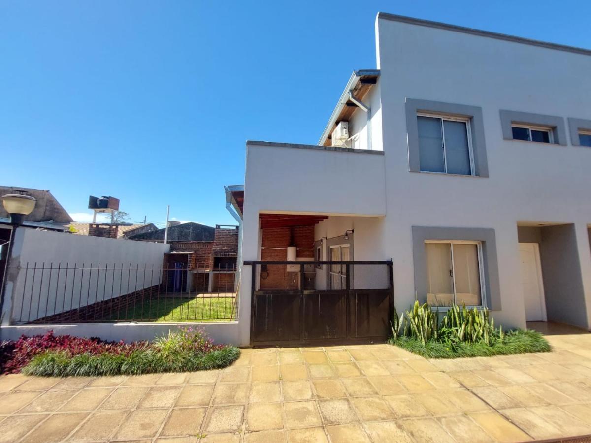 Hermoso Duplex En Barrio Cerrado Posadas Esterno foto